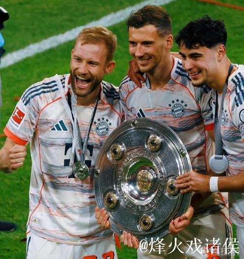 莱默尔吃到本赛季德甲第五张黄牌,将因停赛缺战 莱默尔吃到本赛季德甲第五张黄牌,将因停赛缺战