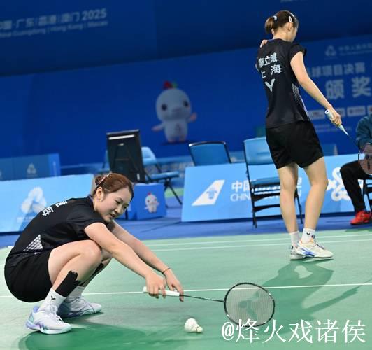 全运会:羽毛球男团积分悬念丛生 女团三强提前出线 全运会:羽毛球男团积分悬念丛生 女团三强提前出线