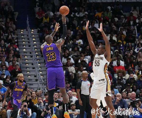 詹姆斯关键三分建功,克内克特27分湖人险胜鹈鹕喜迎5连胜 詹姆斯关键三分建功,克内克特27分湖人险胜鹈鹕喜迎5连胜